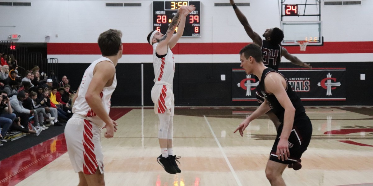 Late comeback falls short against Rochester