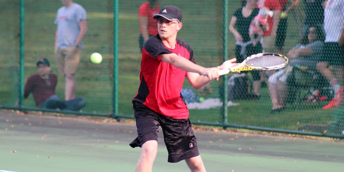 Men's Tennis Serves Up Season Opener At Olivet