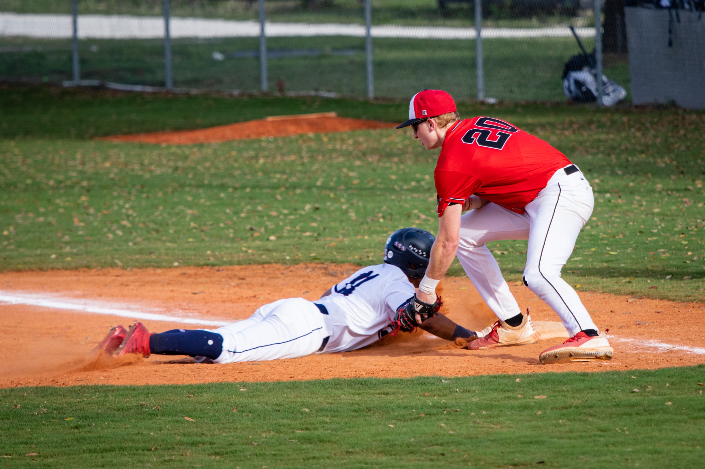 Baseball picks up pair of wins in Georgia