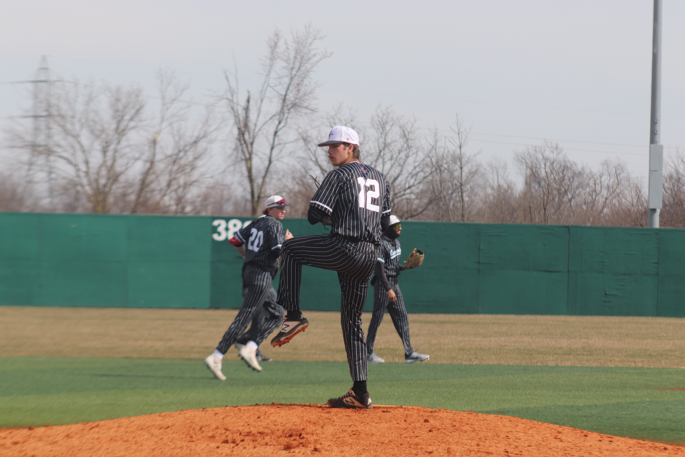 Baseball sweeps Aquinas in WHAC play