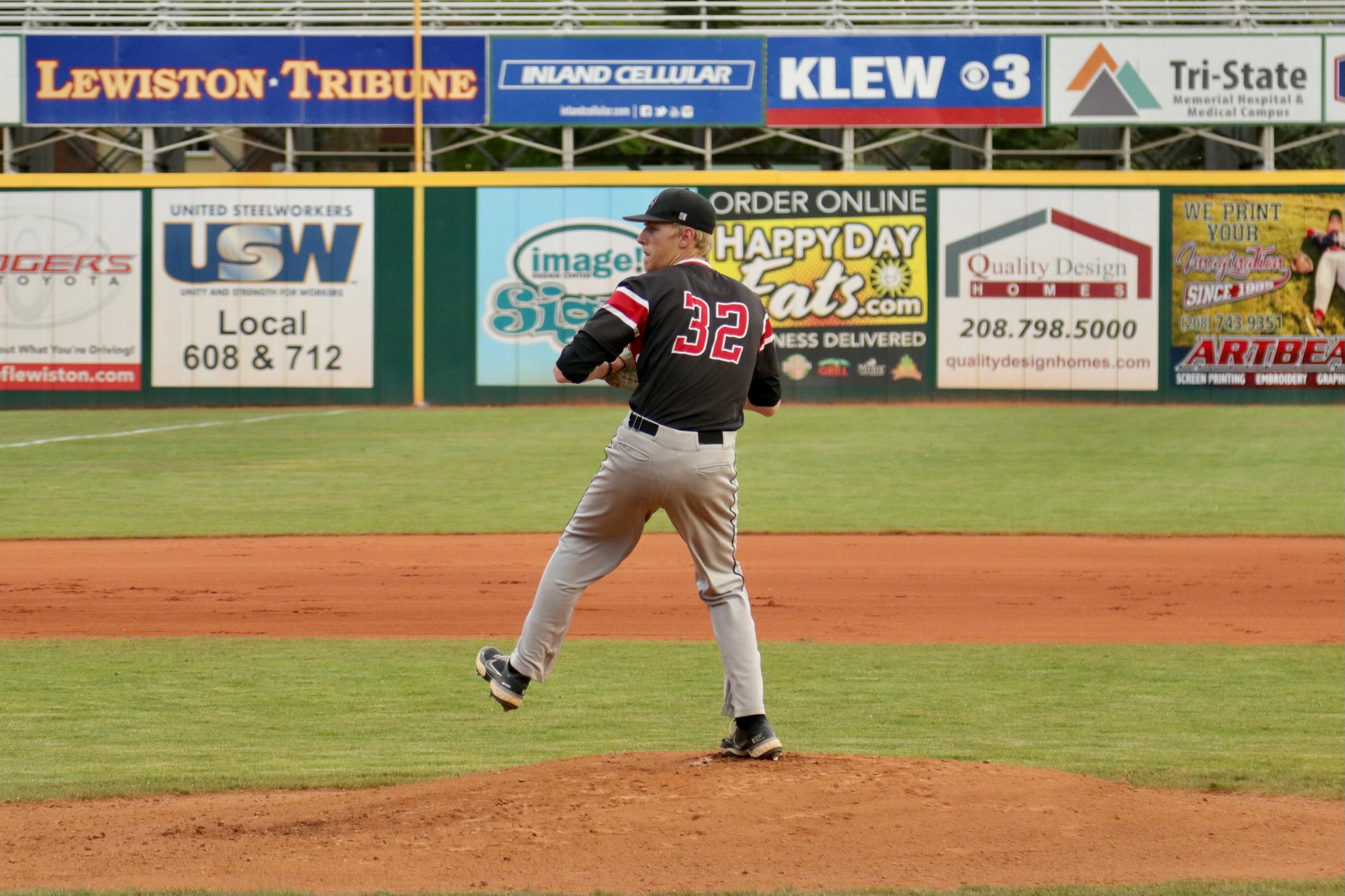 Baseball falls to Lewis-Clark State in second game of NAIA Opening Round, presented by Avista