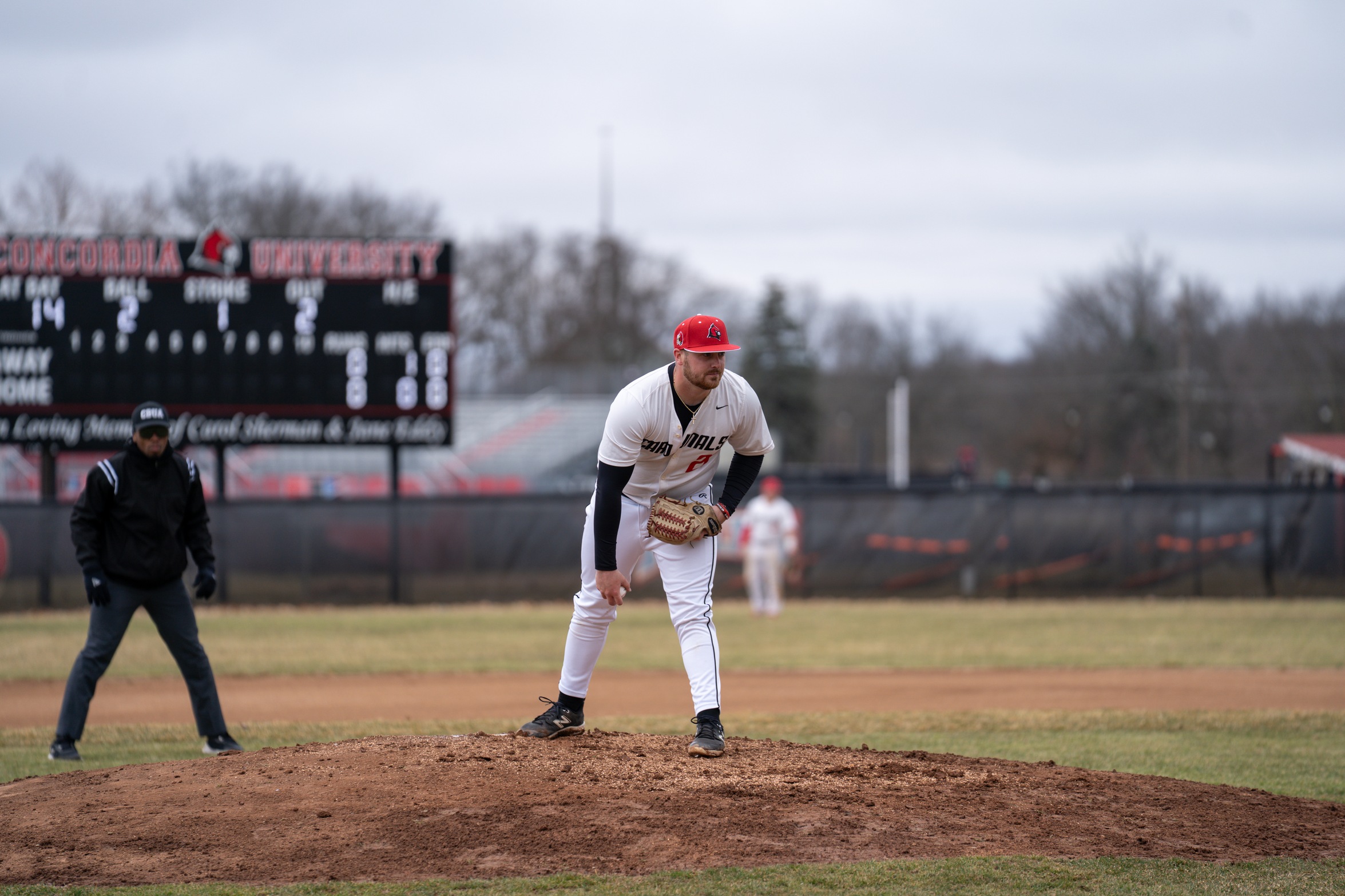 Baseball splits at home with Indiana Tech