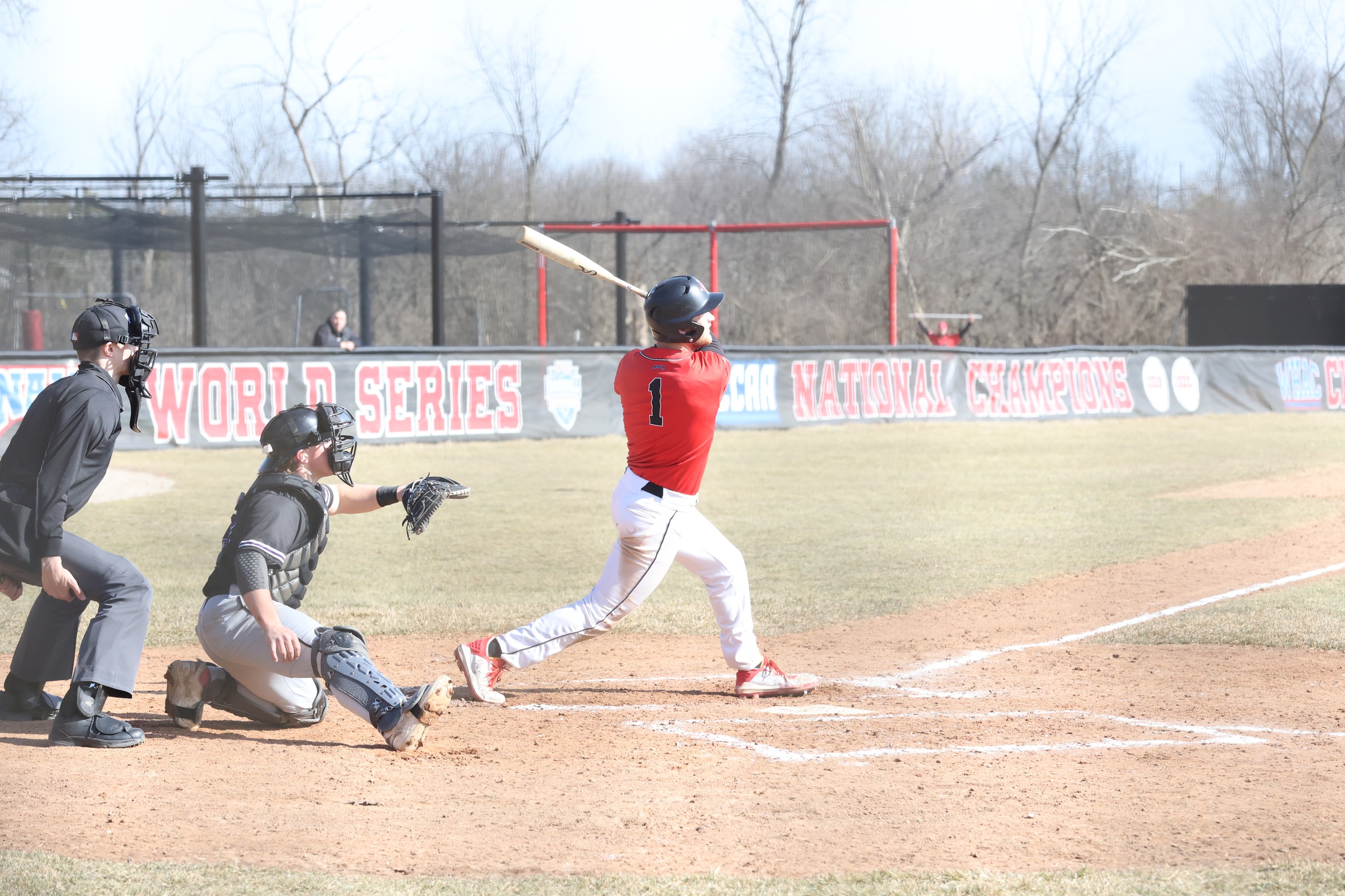 Baseball holds on to sweep Siena Heights