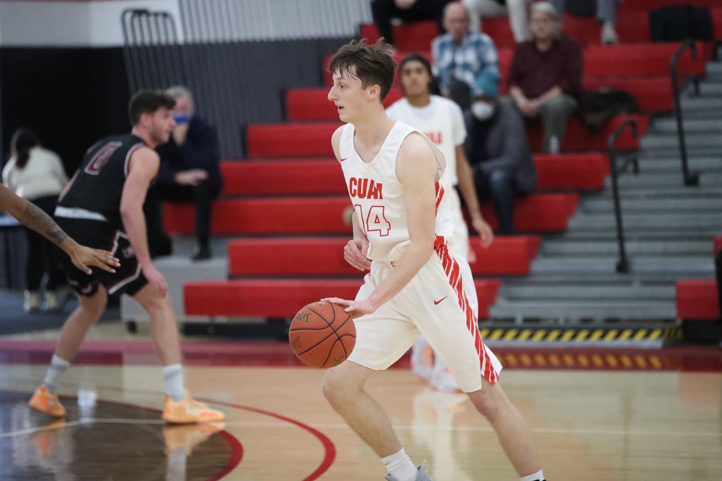 Men's Basketball falls at WHAC leader Indiana Tech
