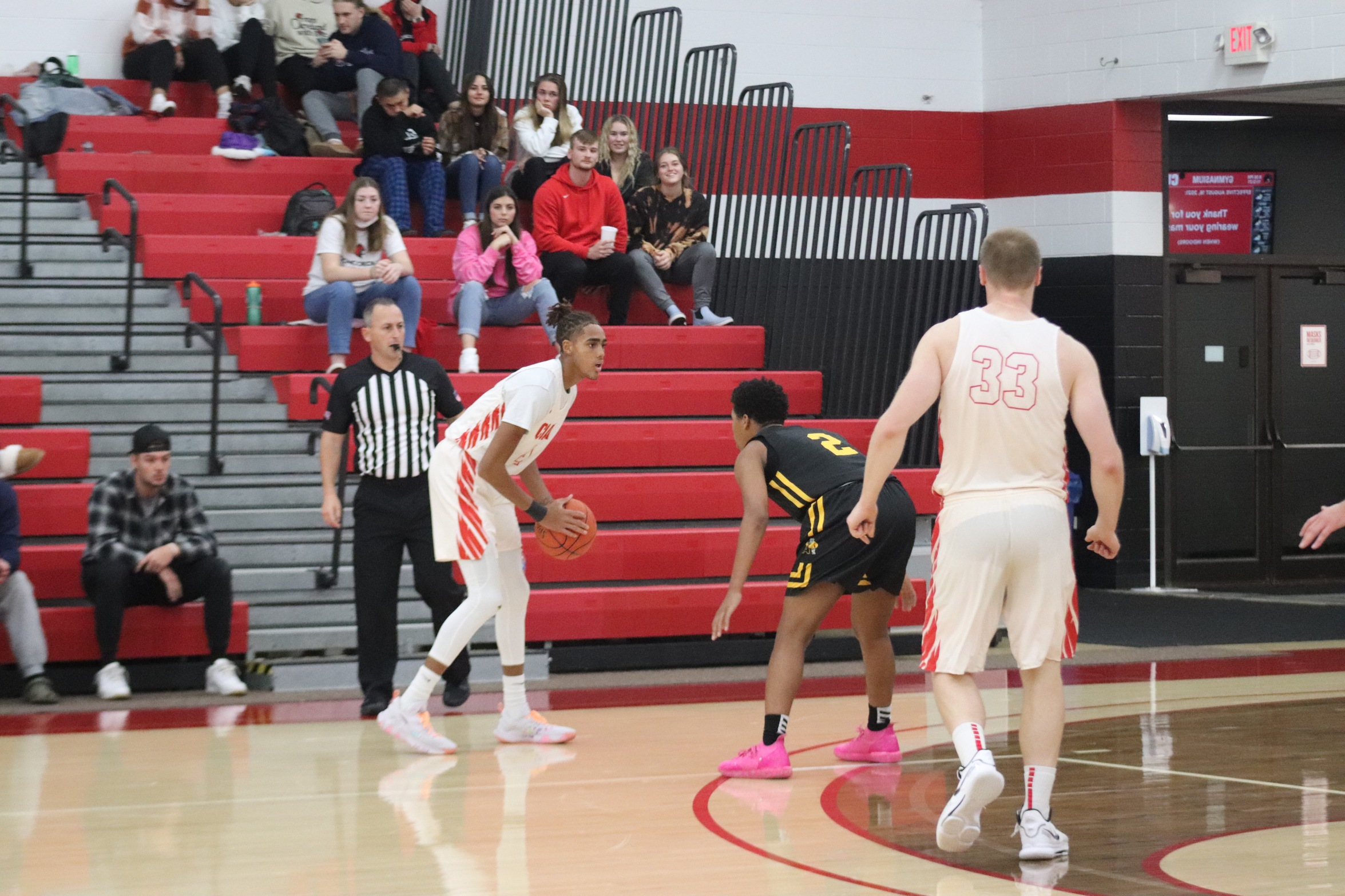 Cardinals down Adrian 88-74