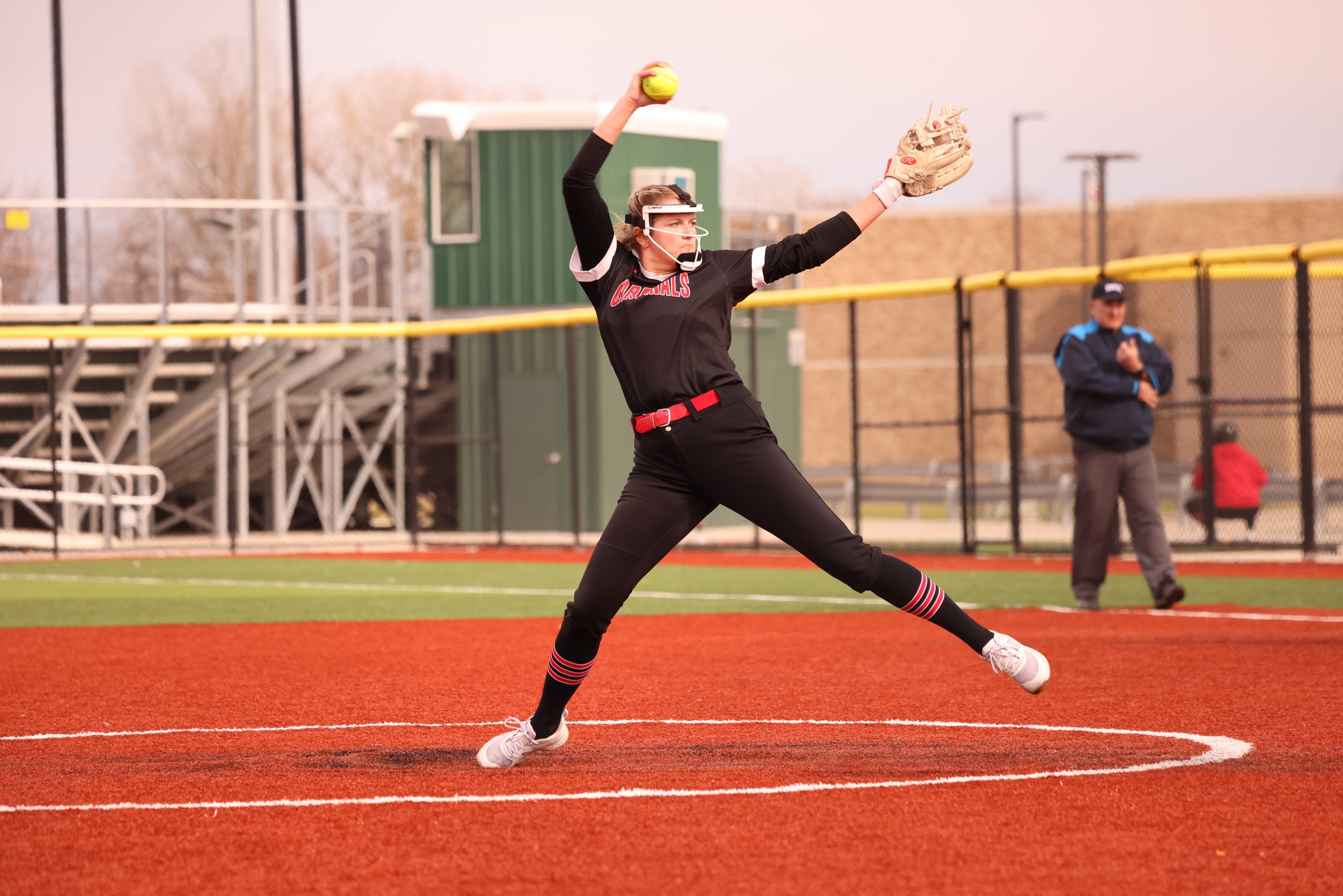 Softball earns split at UNOH