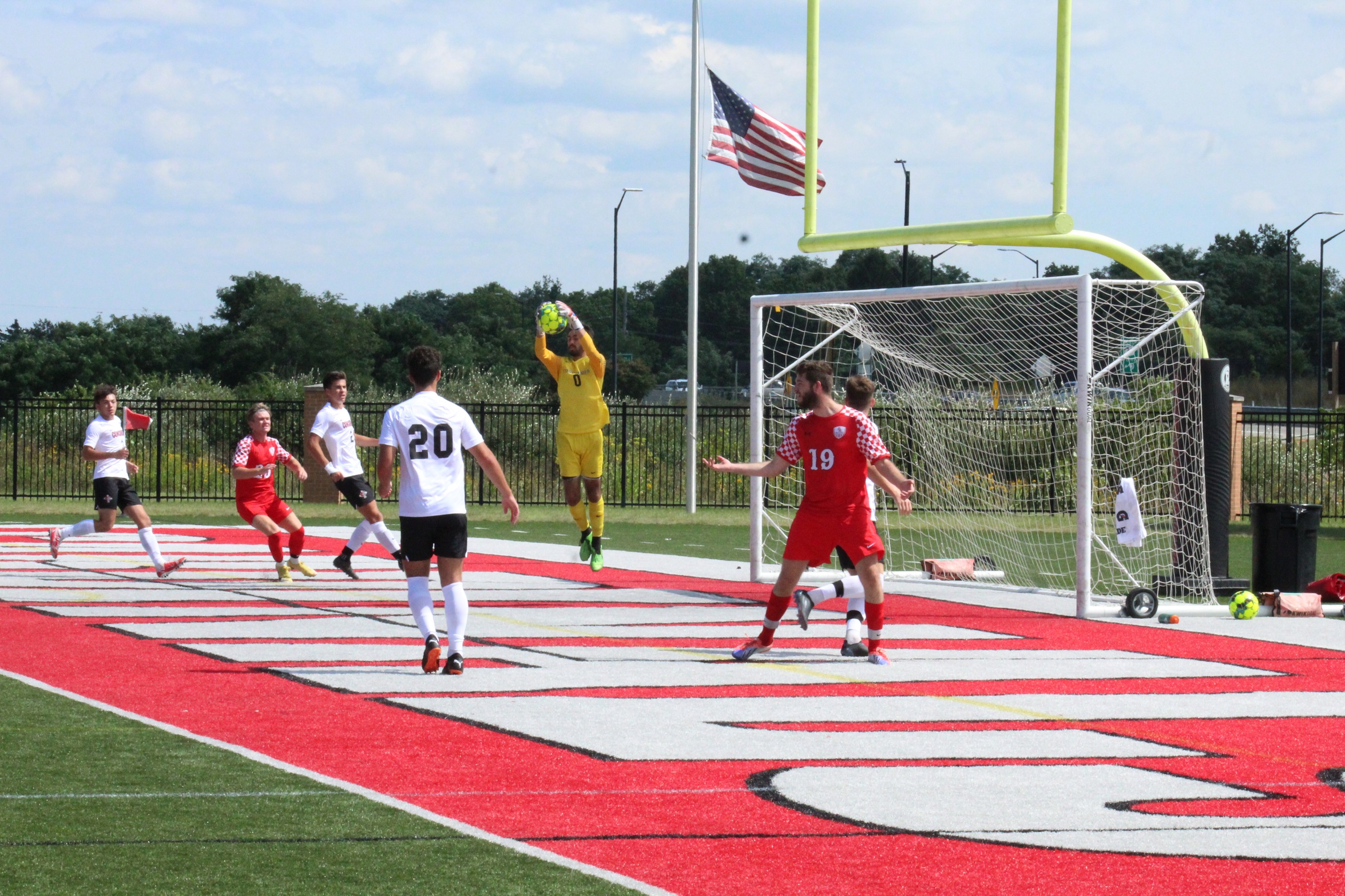 Men's Soccer blanks Olivet 2-0 in season opener
