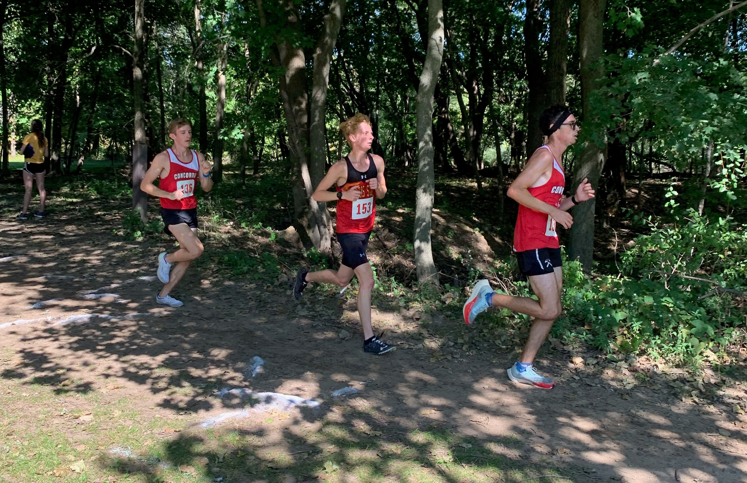 Men's Cross Country runs at Lansing Community College 8k Invitational