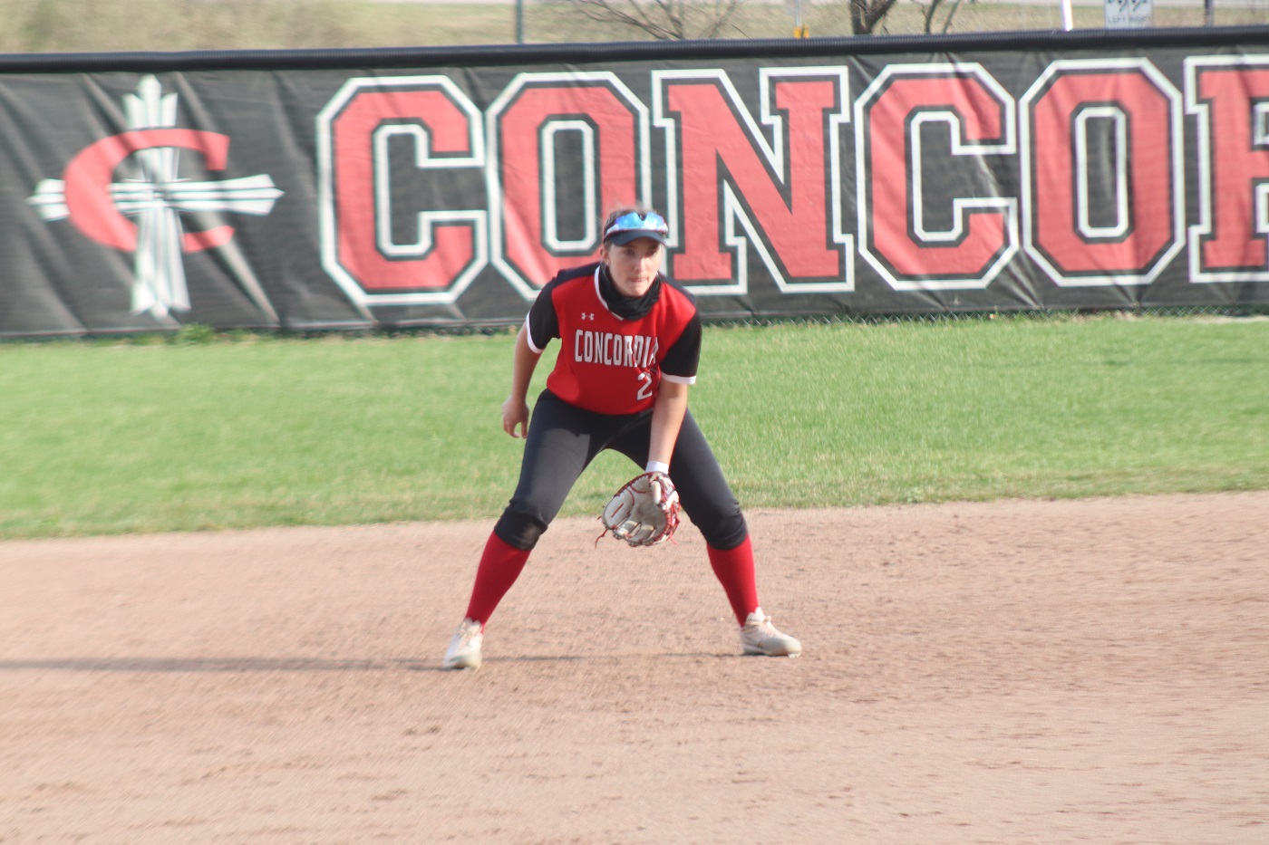 Softball splits with WHAC leader Aquinas