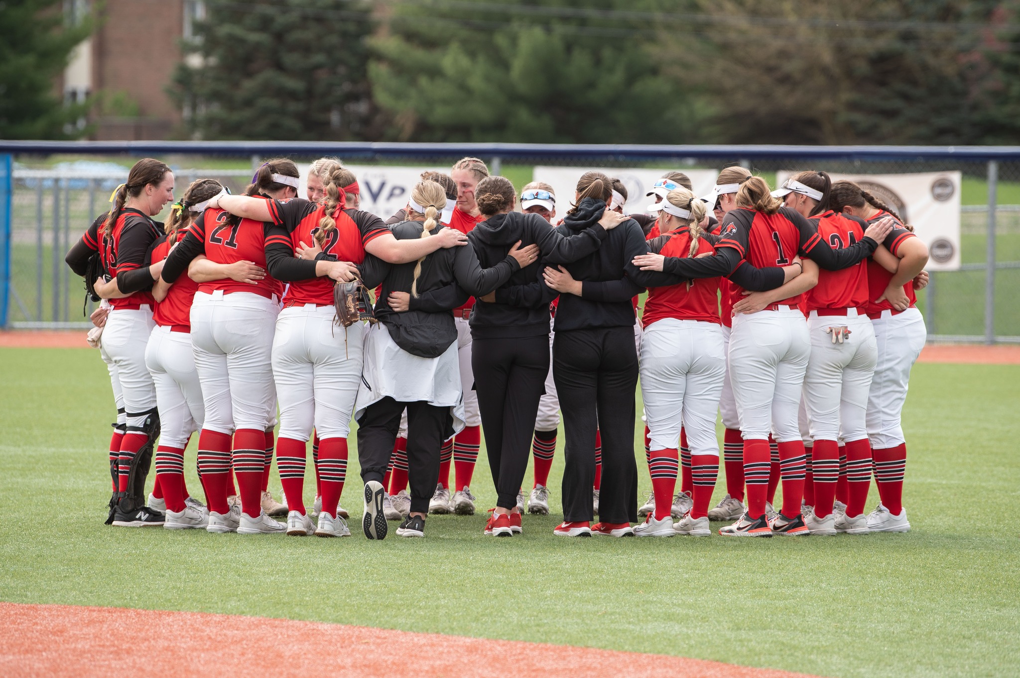 Softball concludes season at WHAC Tournament