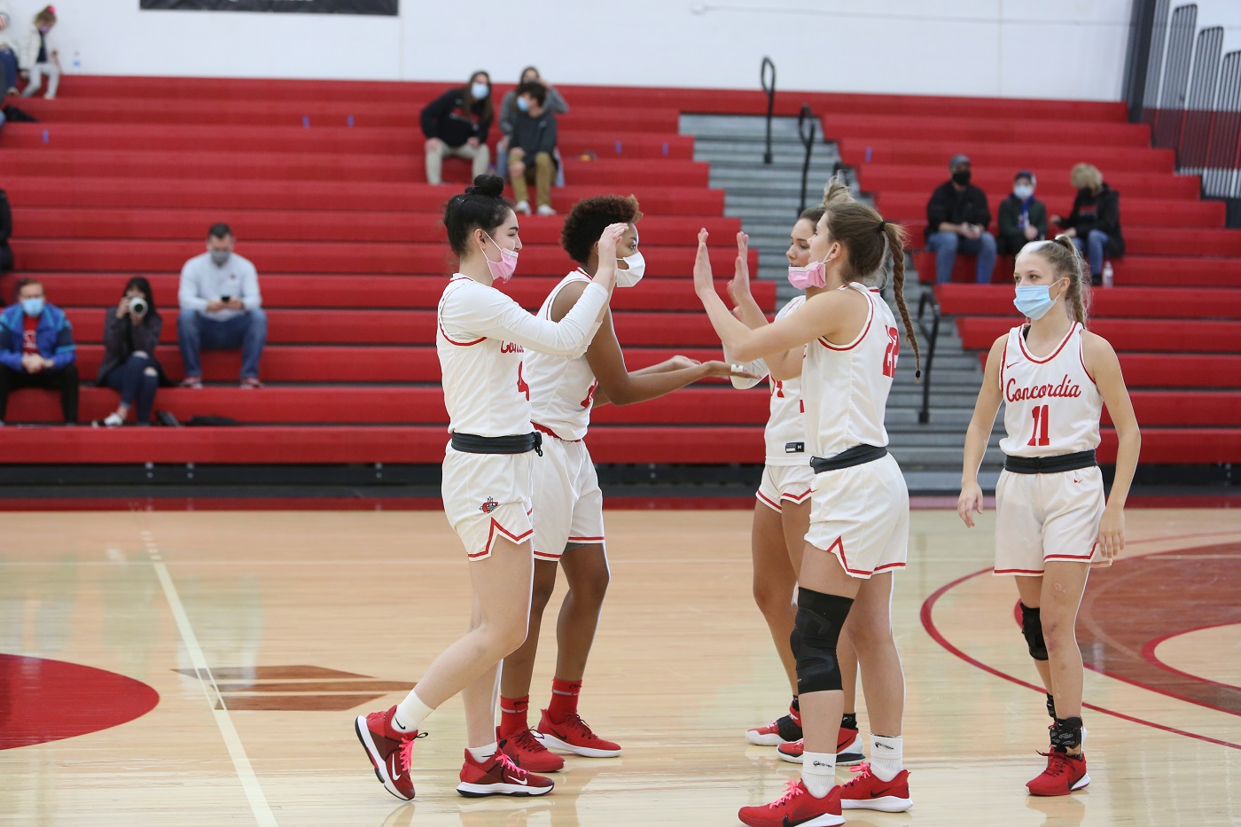 Women's basketball set to face Grace in first round of NCCAA DI National Championship