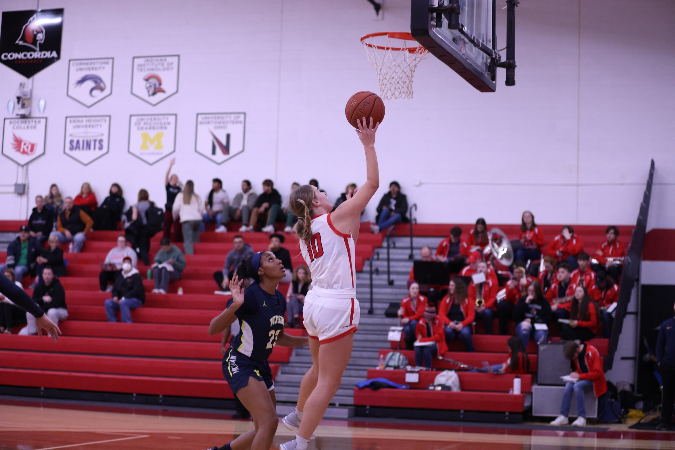 Women's Basketball uses deep bench to propel themselves to 69-55 win