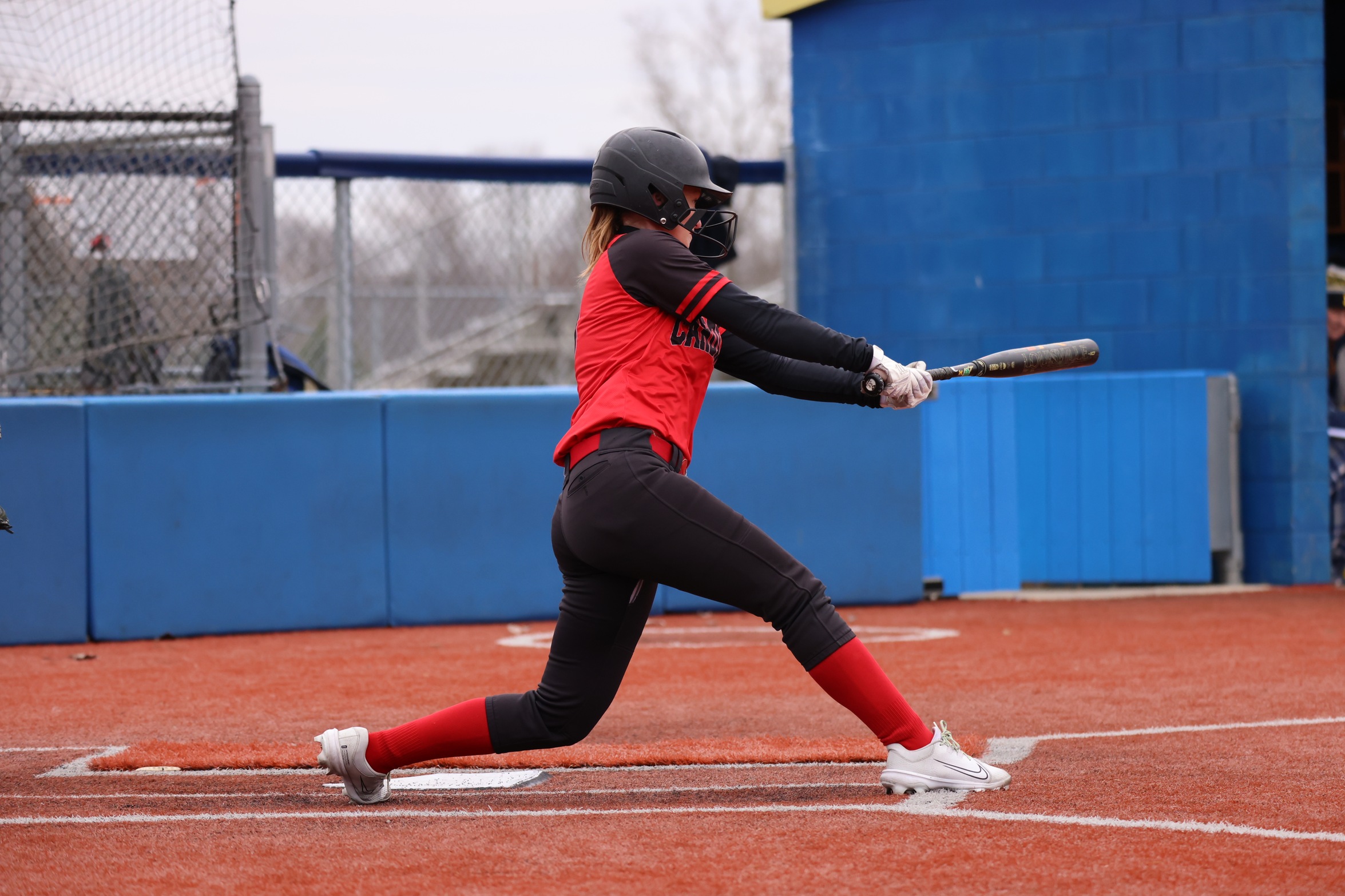 Softball sweeps UM-Dearborn in doubleheader